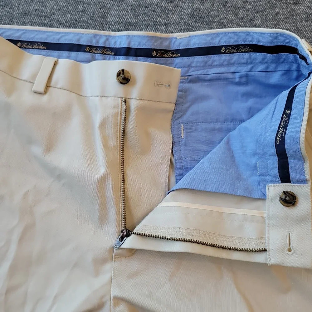 Brooks Brothers Pants Men's 31x30 Khaki Lightweight Advantage Chino Clark Beige - Picture 3 of 8
